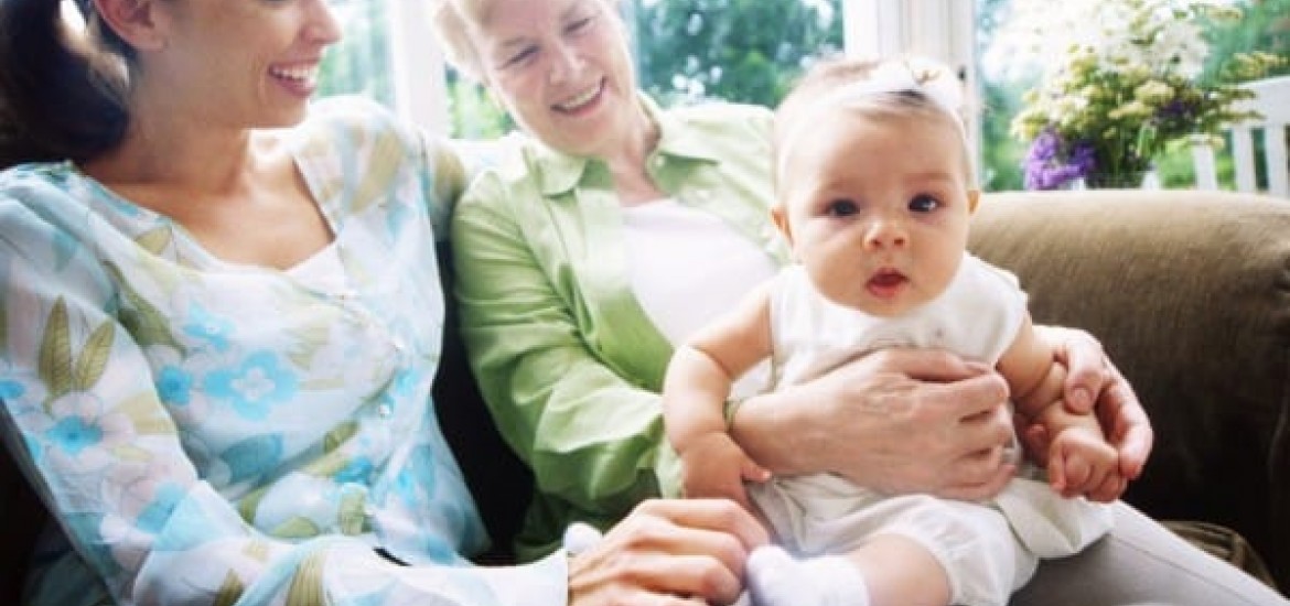 Zum Weltfrauentag: Gleichberechtigung in der Kinderbetreuung und im Pflegebereich sind immer noch nicht sichergestellt