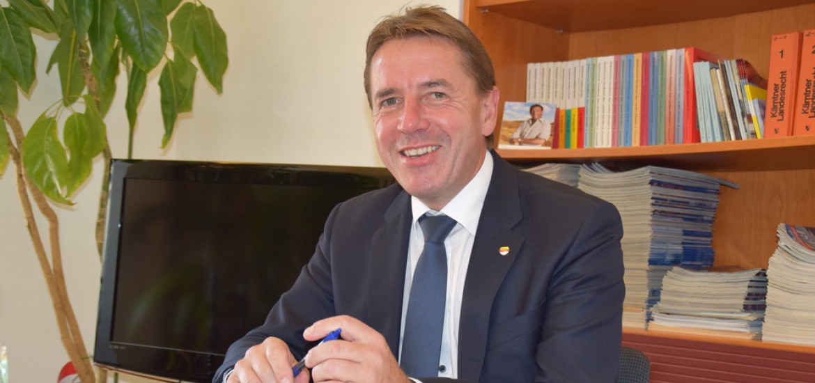 ''Wir brauchen wieder eine Politik für das Land und seine Menschen!''
